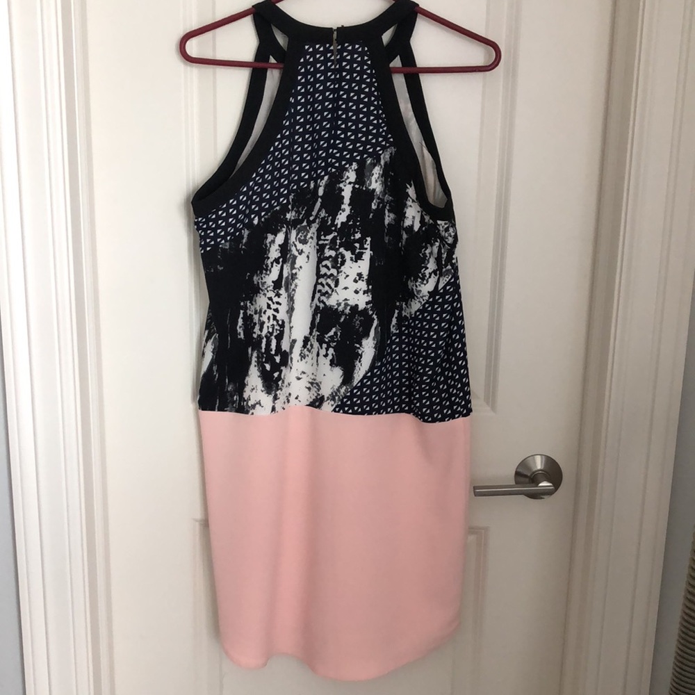 Adelyn Rae Shift Dress - Picture 3 of 3